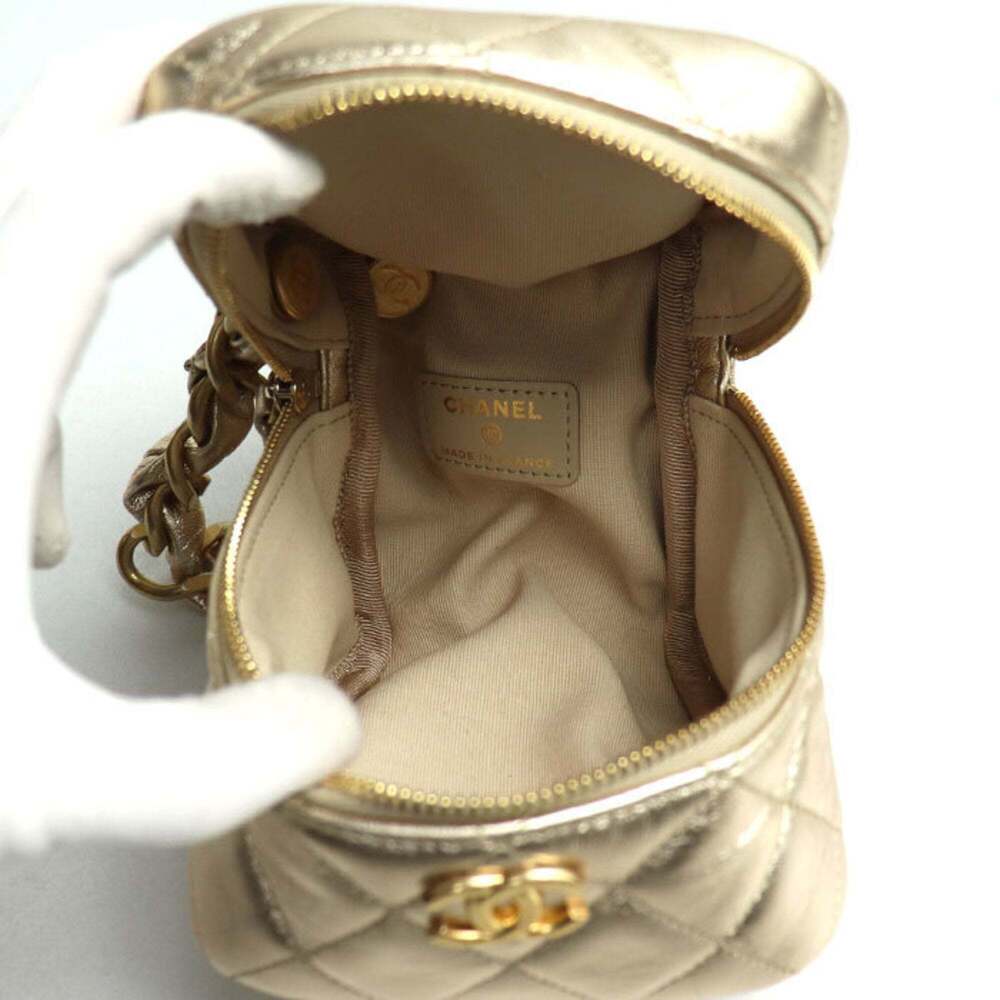 CHANEL Gold Clutch Bag - Picture 3 of 7